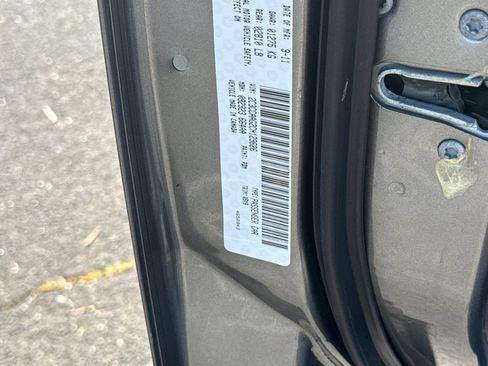 Used 2012 Chrysler 300 RWD image 27