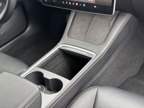 Used 2022 Tesla Model 3 Long Range AWD/4WD image 18