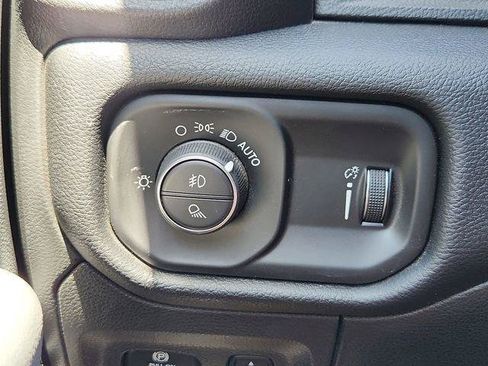 Used 2021 RAM 1500 Big Horn AWD/4WD image 28