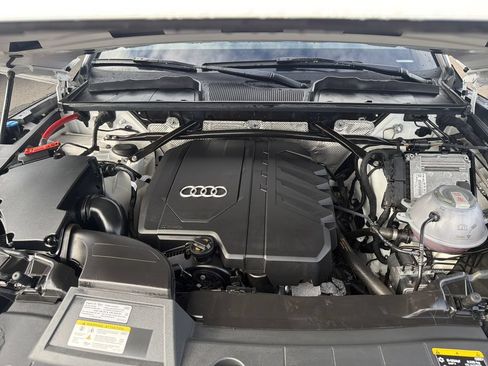 Used 2023 Audi Q5 2.0T Premium w/ Convenience Package AWD/4WD image 34