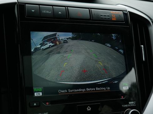 Used 2021 Subaru Ascent Touring AWD/4WD image 27