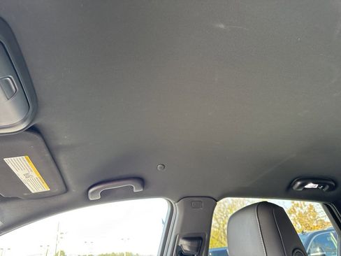 Certified 2024 Cadillac XT5 Luxury image 11