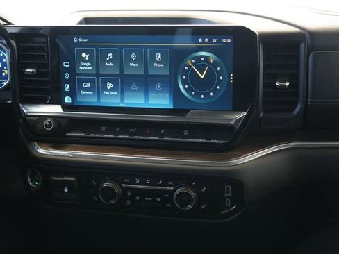 Used 2024 Chevrolet Silverado 2500 LT image 14