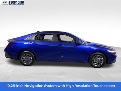 Certified 2024 Hyundai Elantra SEL FWD image 7