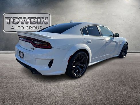 Used 2021 Dodge Charger SRT Hellcat w/ Harman/Kardon Audio Group image 4
