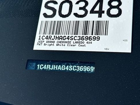 New 2025 Jeep Grand Cherokee Laredo X image 26