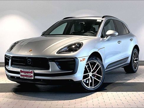 Used 2024 Porsche Macan S image 1