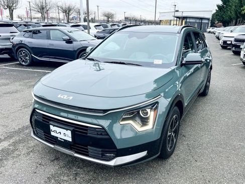 New 2025 Kia Niro SX image 3