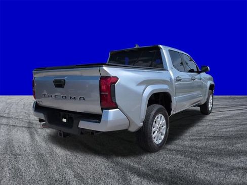 Used 2024 Toyota Tacoma SR5 AWD/4WD image 4