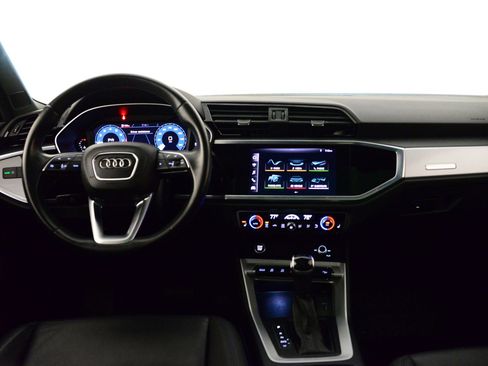 Certified 2021 Audi Q3 2.0T Premium w/ Convenience Package image 3