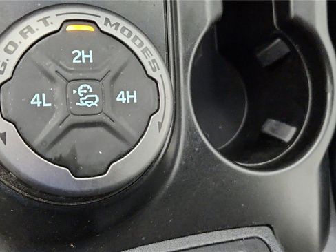 Used 2023 Ford Bronco Outer Banks image 41