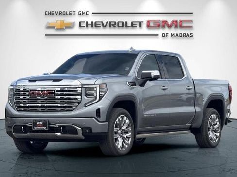 New 2026 GMC Sierra 1500 Denali w/ Denali Reserve Package AWD/4WD image 7