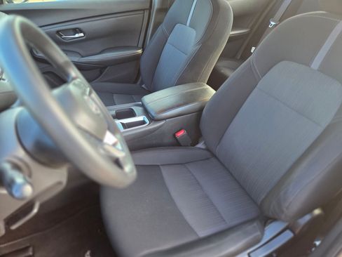 Used 2024 Nissan Sentra SV FWD image 18
