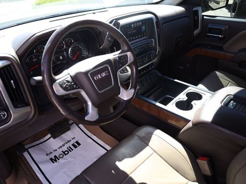 Used 2017 GMC Sierra 1500 SLT w/ SLT Premium Package AWD/4WD image 12
