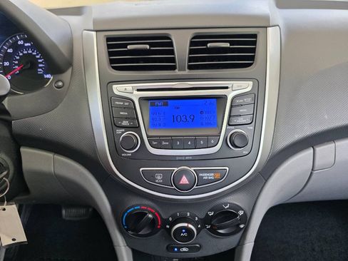 Used 2014 Hyundai Accent GLS FWD image 14