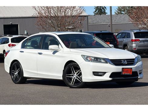 Used 2013 Honda Accord EX image 2