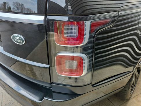 Used 2019 Land Rover Range Rover HSE image 26