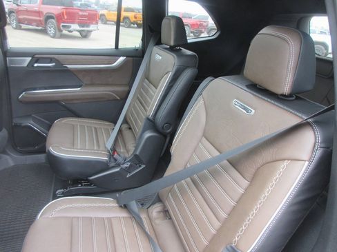 New 2026 GMC Acadia Denali Ultimate image 14