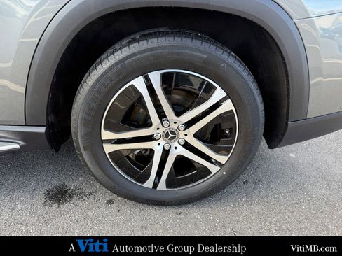 Certified 2022 Mercedes-Benz GLS 450 4MATIC image 13