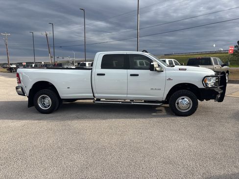Used 2024 RAM 3500 Big Horn image 6