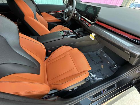 Used 2026 BMW M5 w/ Carbon Package image 70