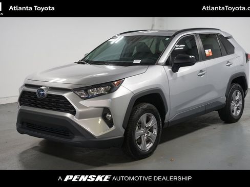 Certified 2022 Toyota RAV4 LE image 1