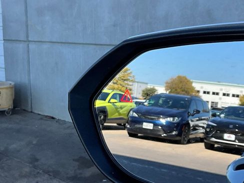 Used 2025 Hyundai Kona SEL image 19