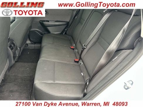 Used 2023 Nissan Rogue S image 12