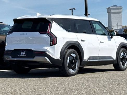 New 2026 Kia Sportage SX Prestige AWD/4WD image 5