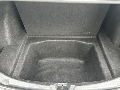 Used 2018 Tesla Model 3 Long Range image 13