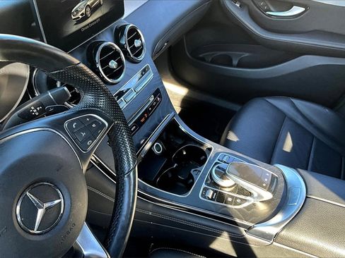 Used 2019 Mercedes-Benz GLC 300 GLC 300 w/ Multimedia Package image 13