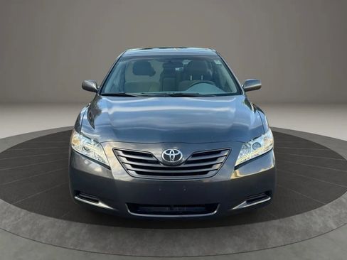 Used 2007 Toyota Camry LE image 2