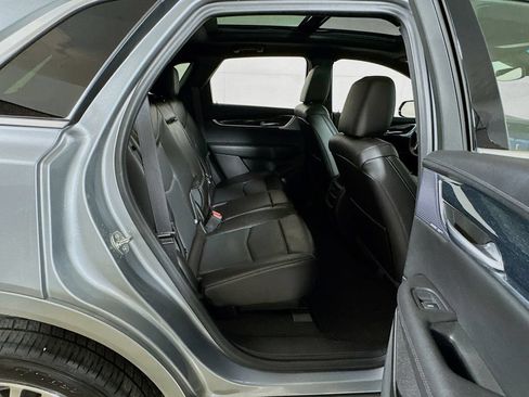 Certified 2025 Cadillac XT5 Premium Luxury FWD image 27