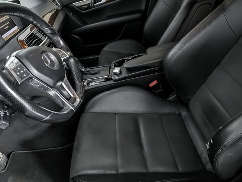 Used 2012 Mercedes-Benz C 63 AMG Sedan image 20