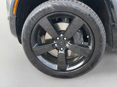 New 2026 Land Rover Defender 130 X-Dynamic SE AWD/4WD image 41