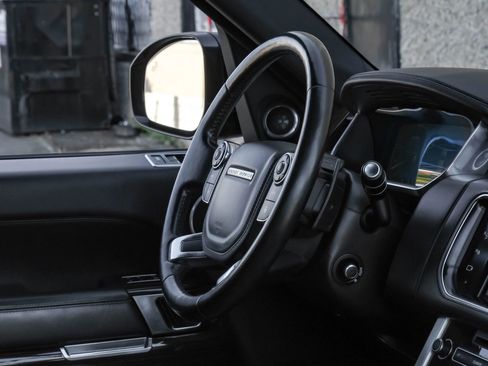 Used 2013 Land Rover Range Rover Supercharged image 16