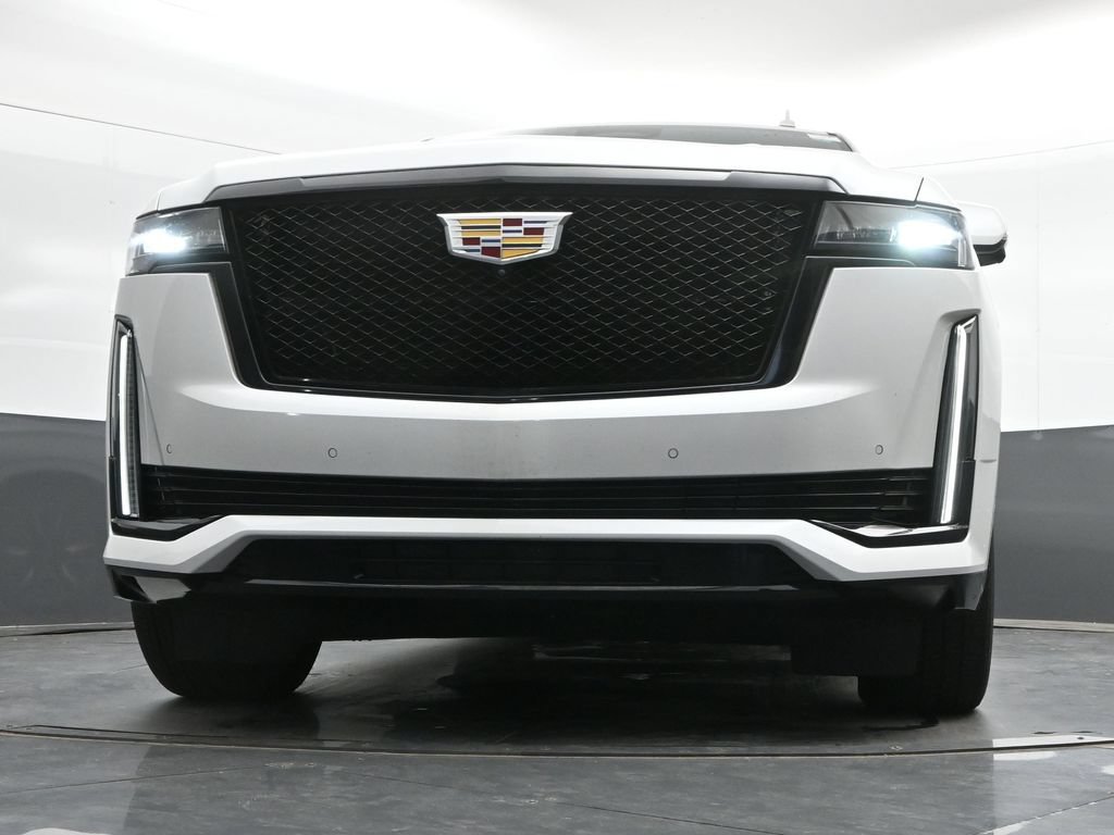 Used 2024 Cadillac Escalade ESV Sport Platinum w/ Heavy-Duty Trailer Package AWD/4WD image 25