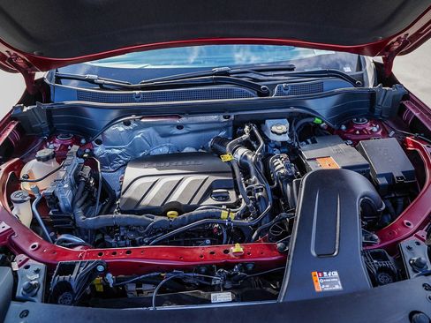 Used 2024 Chevrolet Trax RS w/ Driver Confidence Package image 28