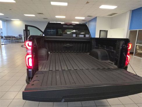 Used 2025 Chevrolet Silverado 1500 High Country w/ High Country Premium Package image 24