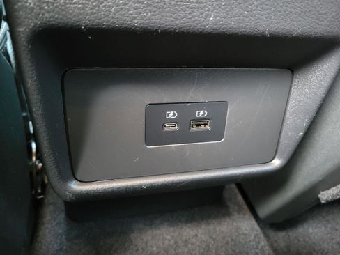 Used 2023 Nissan Rogue SV image 24