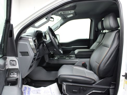 Used 2024 Ford F150 Lariat w/ FX4 Off-Road Package image 12