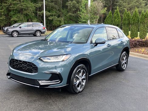 Used 2025 Honda HR-V EX-L image 6