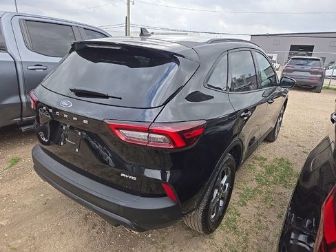 Used 2025 Ford Escape ST-Line Select image 3