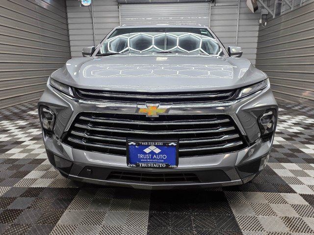 Used 2024 Chevrolet Blazer Premier w/ Driver Confidence II Package AWD/4WD image 4