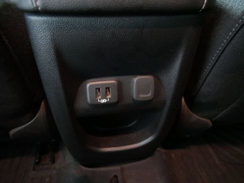 Used 2021 GMC Canyon Elevation w/ Driver Alert Package image 16