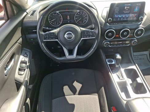 Used 2021 Nissan Sentra SV FWD image 11