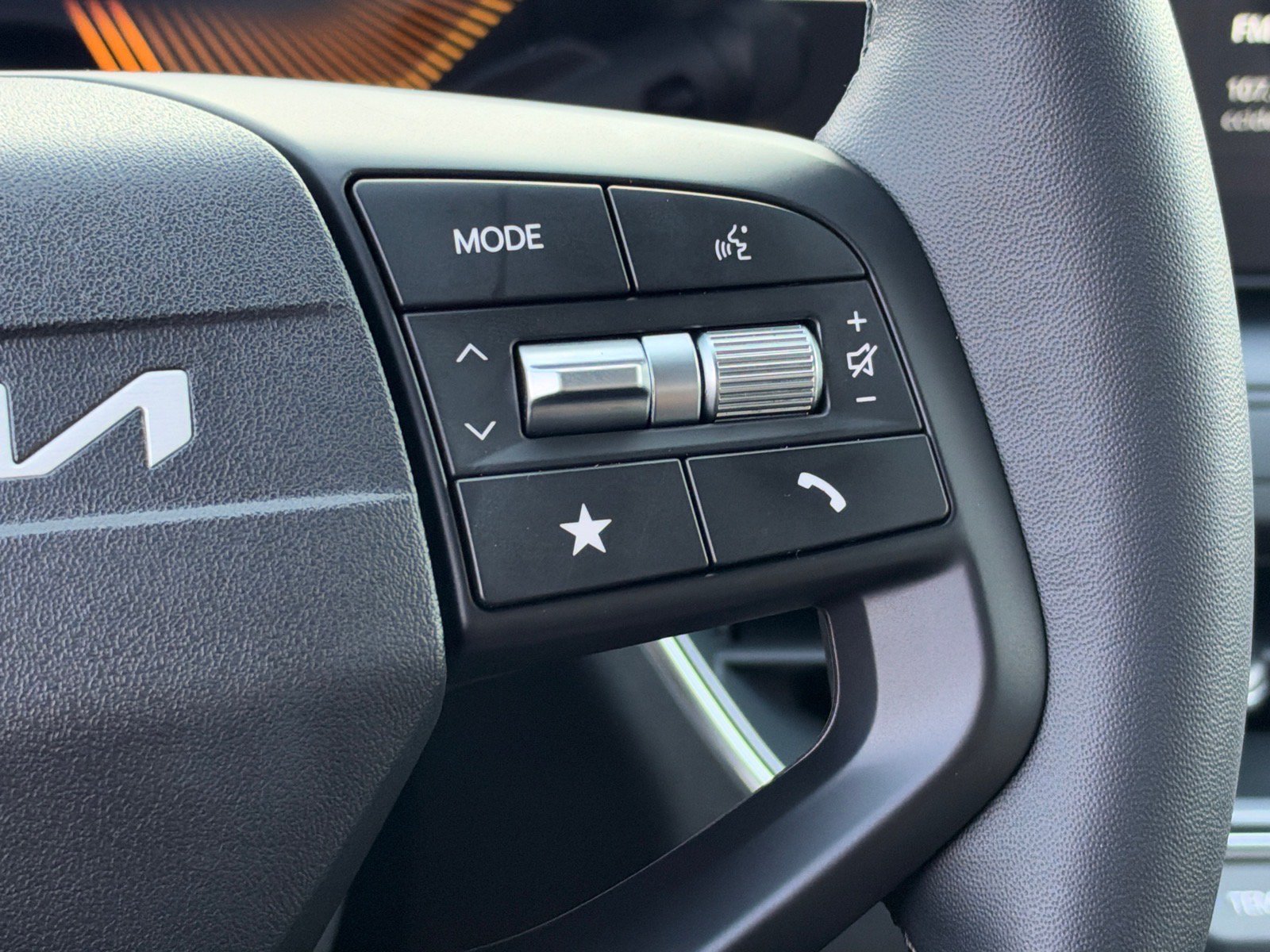 New 2026 Kia K4 EX FWD image 14