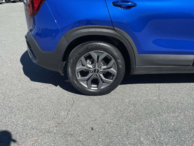 Certified 2024 Kia Seltos S FWD image 7