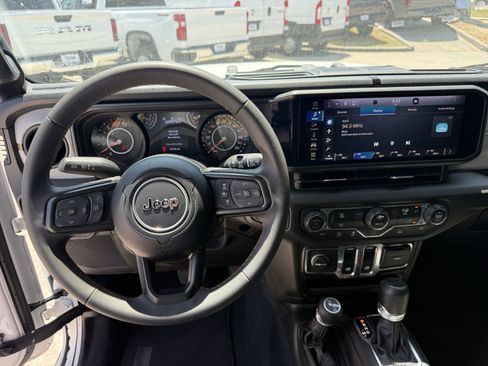 Used 2024 Jeep Wrangler Sport AWD/4WD image 14