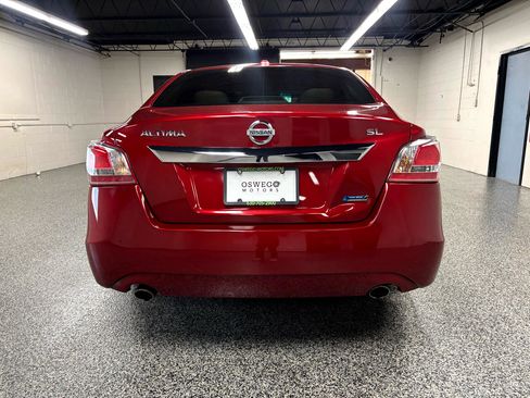 Used 2013 Nissan Altima 2.5 SL w/ Technology Pkg image 4
